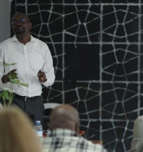 We design and facilitate training on access to finance, digital finance and the platform economy for financial institutions and development partners.